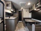 Thumbnail Photo 6 for 2022 Dutchmen Kodiak