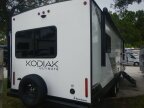 Thumbnail Photo 2 for 2022 Dutchmen Kodiak
