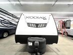 Thumbnail Photo 3 for 2022 Dutchmen Kodiak