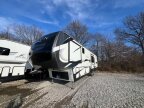Thumbnail Photo 4 for 2022 Dutchmen Yukon