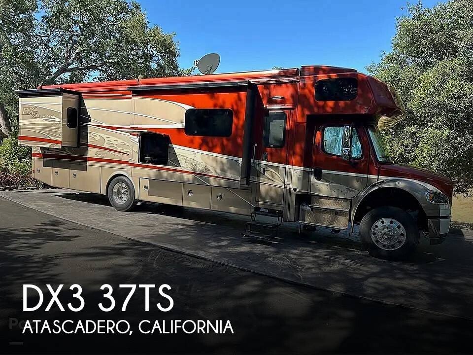 2022 Dynamax DX3 37TS