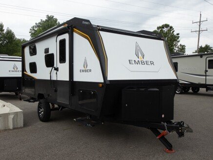 Photo 1 for 2022 Ember Overland