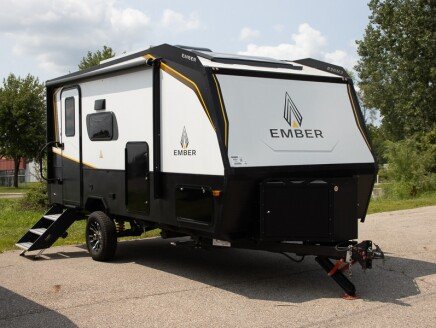 Photo 1 for 2022 Ember Overland