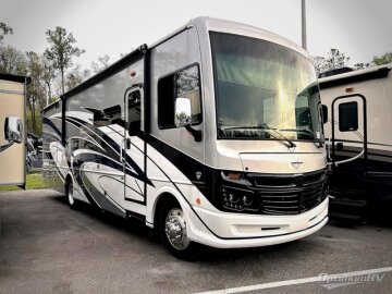 2022 Fleetwood Bounder 33C