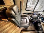 Thumbnail Photo 4 for 2022 Fleetwood Bounder 33C
