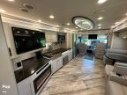 Thumbnail Photo 3 for 2022 Fleetwood Discovery LXE