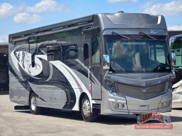 2022 Fleetwood Discovery 36HQ