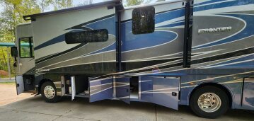 2022 Fleetwood Frontier 36SS