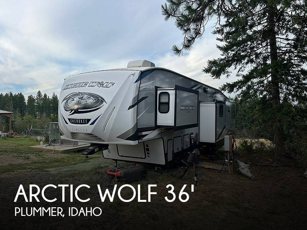 2022 Forest River Cherokee 3600 Suite