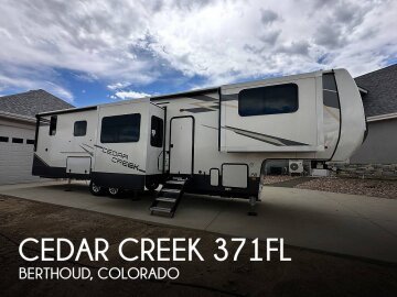 2022 Forest River Cedar Creek