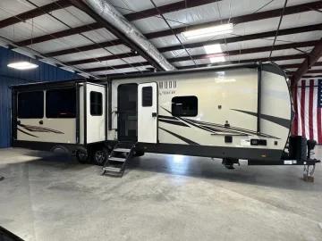 2022 Forest River Rockwood 8337RL