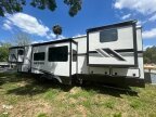Thumbnail Photo 3 for 2022 Forest River Sierra 388BHRD
