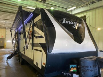 2022 Grand Design Imagine 2400BH