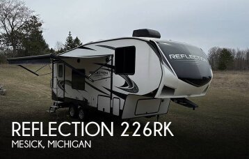 2022 Grand Design Reflection