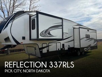 2022 Grand Design Reflection 337RLS