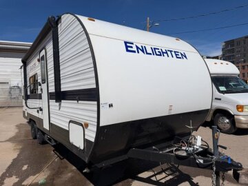 2022 Gulf Stream Enlighten