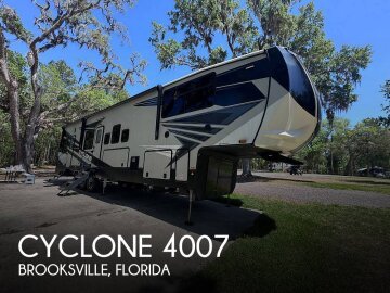 2022 Heartland Cyclone 4007