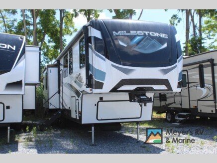Photo 1 for 2022 Heartland Milestone 360HP