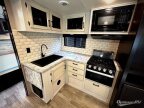 Thumbnail Photo 4 for 2022 JAYCO Jay Feather