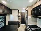 Thumbnail Photo 3 for 2022 JAYCO Jay Flight 264BH