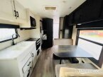 Thumbnail Photo 3 for 2022 JAYCO Jay Flight