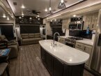 Thumbnail Photo 6 for 2022 JAYCO Pinnacle