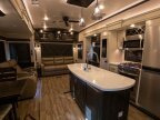 Thumbnail Photo 6 for 2022 JAYCO Pinnacle 36SSWS