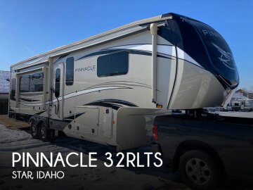 2022 JAYCO Pinnacle