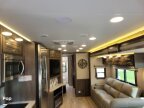 Thumbnail Photo 4 for 2022 JAYCO Seneca 37K