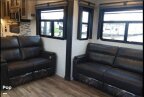 Thumbnail Photo 6 for 2022 Keystone Alpine 3910RK