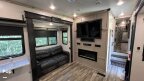 Thumbnail Photo 2 for 2022 Keystone Alpine 3910RK
