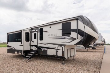 2022 Keystone Alpine 3220RL