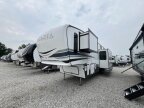 Thumbnail Photo 4 for 2022 Keystone Arcadia 3940LT