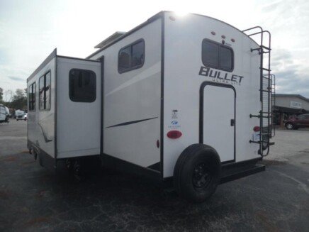 Photo 1 for 2022 Keystone Bullet