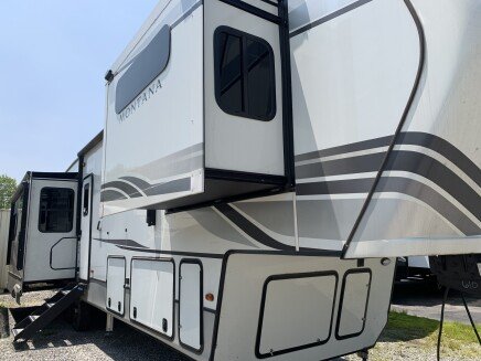Photo 1 for 2022 Keystone Montana