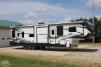 Thumbnail Photo 1 for 2022 Keystone Raptor 423