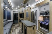 2022 Keystone Raptor 415