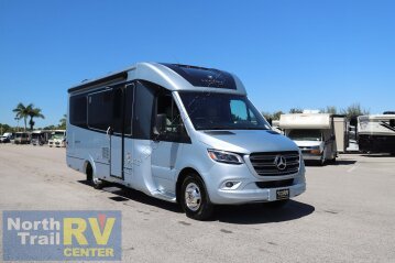 2022 Leisure Travel Vans Unity