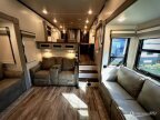 Thumbnail Photo 3 for 2022 Palomino Columbus