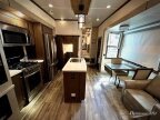 Thumbnail Photo 2 for 2022 Palomino Columbus