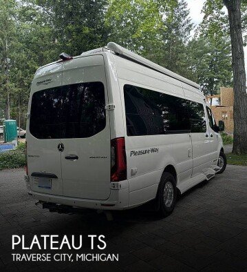 2022 Pleasure-way Plateau TS