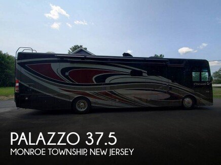 Photo 1 for 2022 Thor Palazzo