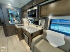 Thumbnail Photo 3 for 2022 Thor Venetian B42