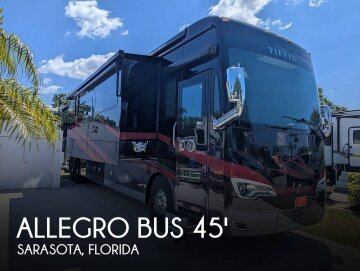 2022 Tiffin Allegro Bus