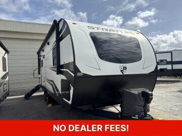 2022 Venture Stratus
