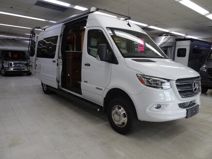 Photo 1 for 2022 Winnebago Boldt