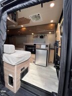 Thumbnail Photo 5 for 2022 Winnebago Boldt 70KL
