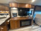 Thumbnail Photo 4 for 2022 Winnebago Forza 36H
