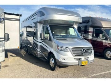 2022 Winnebago Navion 24D