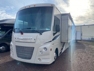 2022 Winnebago Sunstar